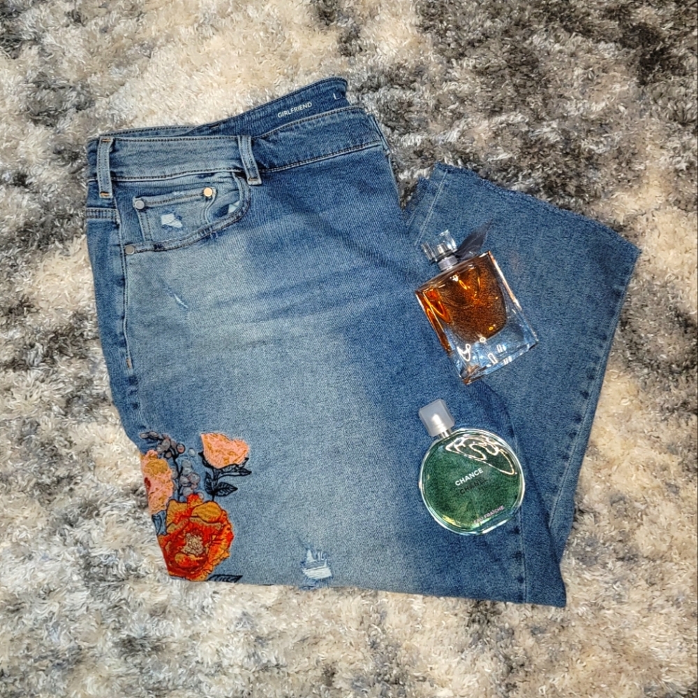 Lane Bryant Embroidered Capris